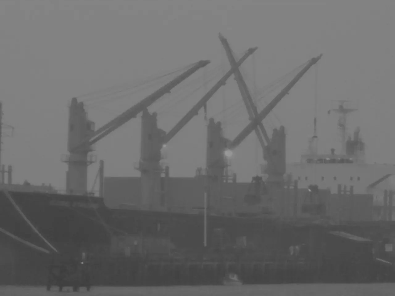 Exploring the Blend of Maritime Law and Technology: Overcoming Contemporary Obstacles