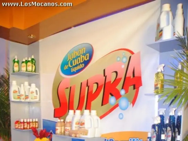 "MoonPie Challenges Sun With Marshmallow-Scented Sunscreen"