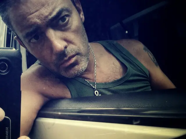 A peek into the daily routine of our website's social media enthusiast, leveraging Apple's iPhone...