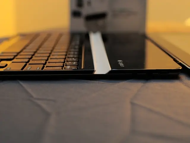 ASUS TUF Gaming Laptop F16 Model - Detailed Analysis