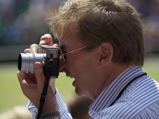 Low-quality video resolution in high-profile films: Filmmakers behind the hit movie "28 Days Later"...