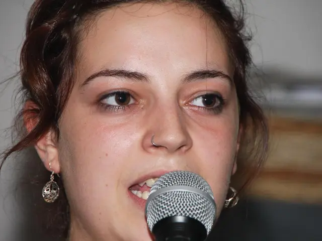 Audio Enchantment Instantly: CrumplePop 2025