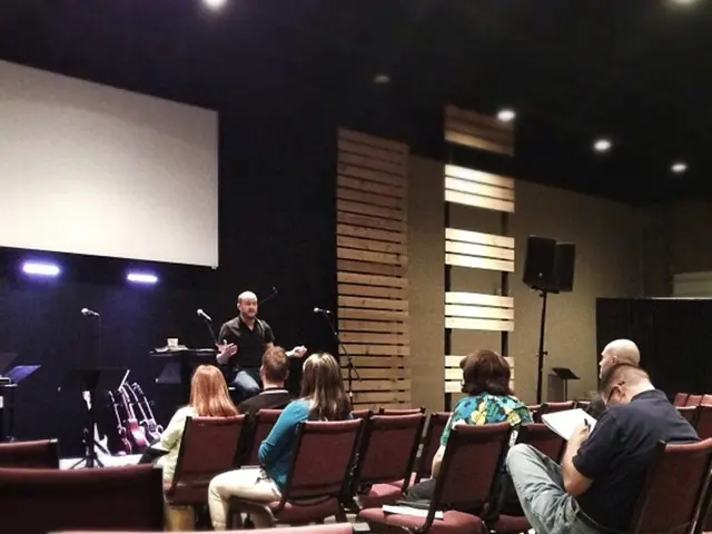 Portraying the Composition of the 118th US Congress