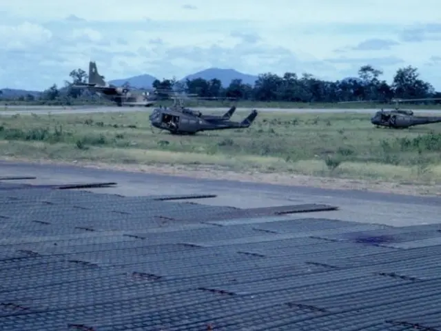 Stunning Footage Displays NASA's Strategy for Transporting a Squad of Helicopters to Mars, sans...