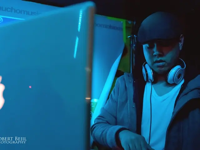 Hackers Secure Notable Victories on Day 2 of Pwn2Own Vancouver 2023, Pocketing Million-Dollar...