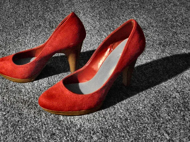 Madison Found Successful $10K-a-Month Venture on FetishFinder Platform