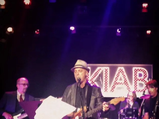 Short-form videos on TikTok Reshaping the Musical Landscape: Influence on the Music Industry