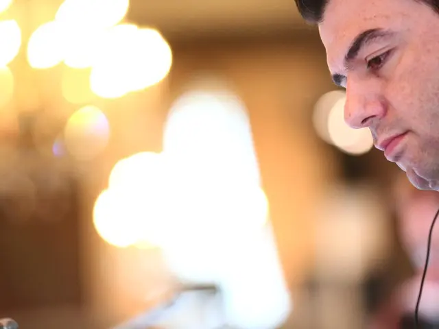 Tracking Secrets: Can Earbuds Be Tracked?