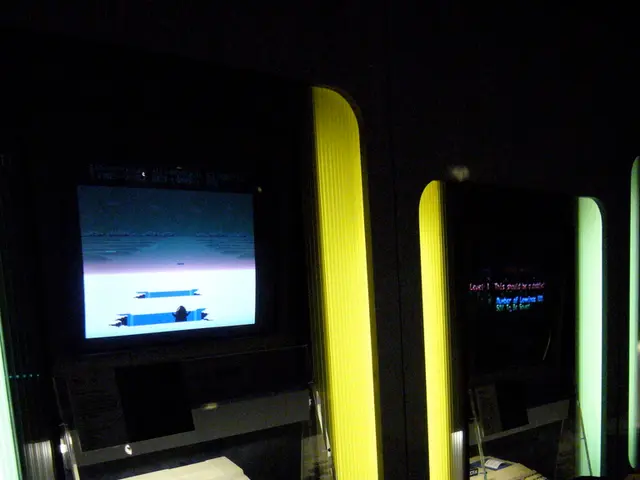 Launches Palmer's Monicon Analog Monitor Controller Series