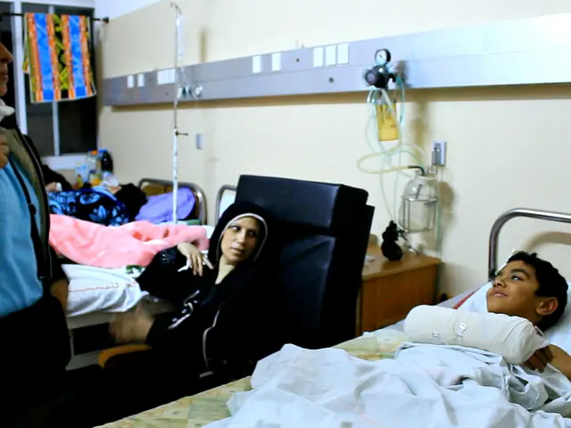 Federated Learning in Healthcare: Case Studies and Advantages Explored