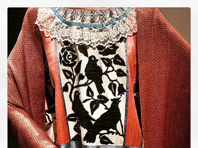 Clothing retailer Avitos introduces a novel method for customers to preview garments