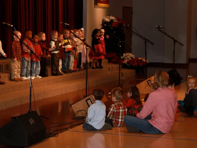 Luxury Accommodations at LEGOLAND Windsor Resort: Explore Woodland Village